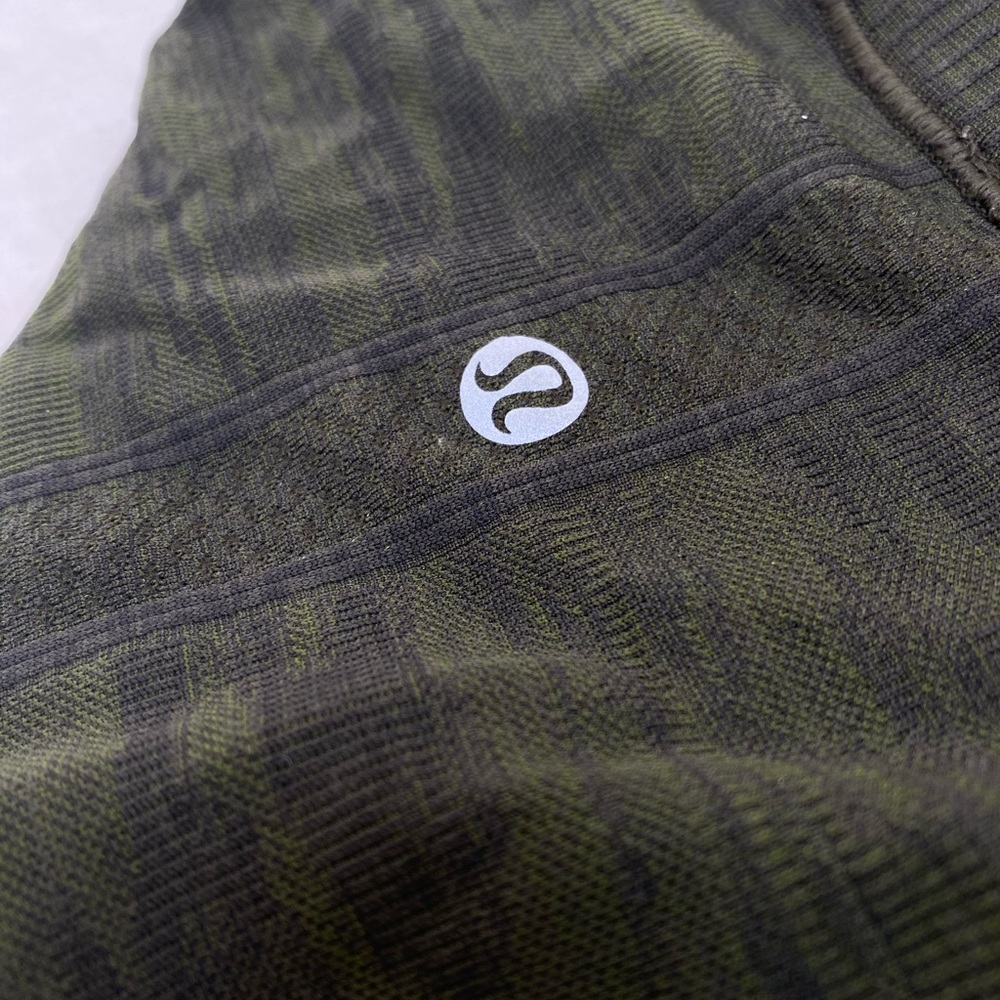 LULULEMON ORIGINAL GREEN CAMO SWIFTLY LONG SLEEVE